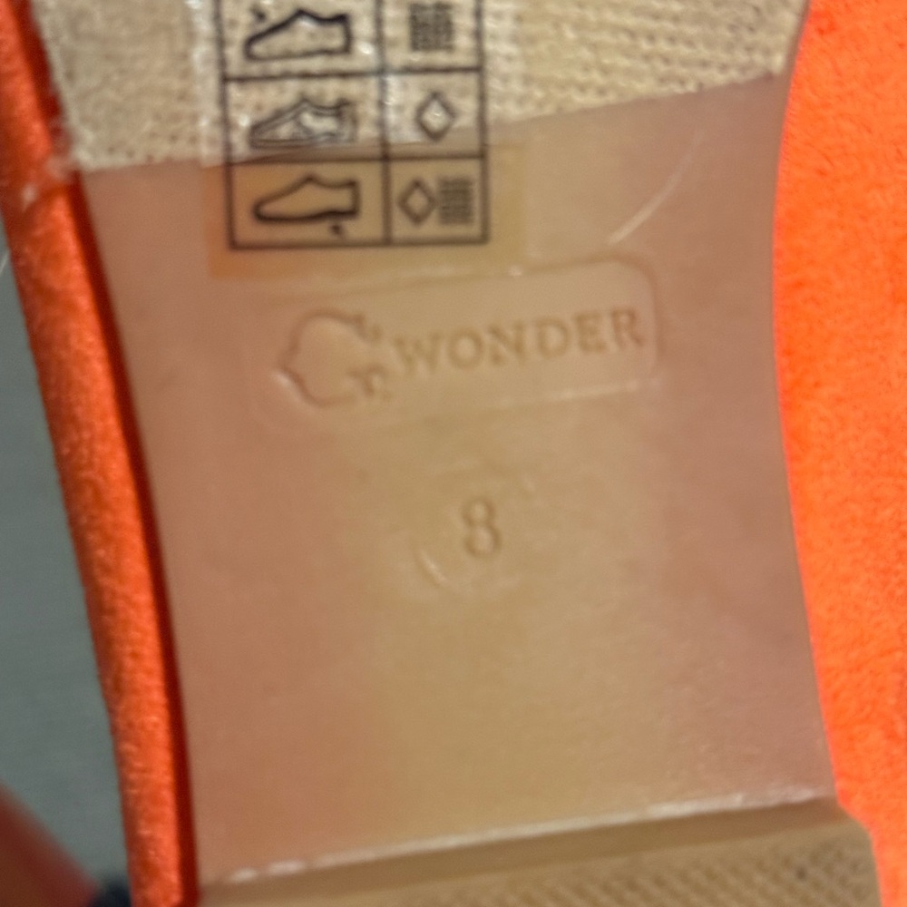 Stylish Orange Giraffe Print Women's Loafers - Picture 3 of 3